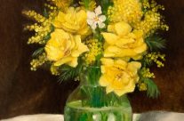 Roses jaunes dans un vase